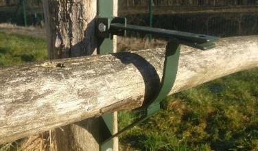 Barri&egrave;re en bois ou barri&egrave;re foresti&egrave;re en bois de Naturae.